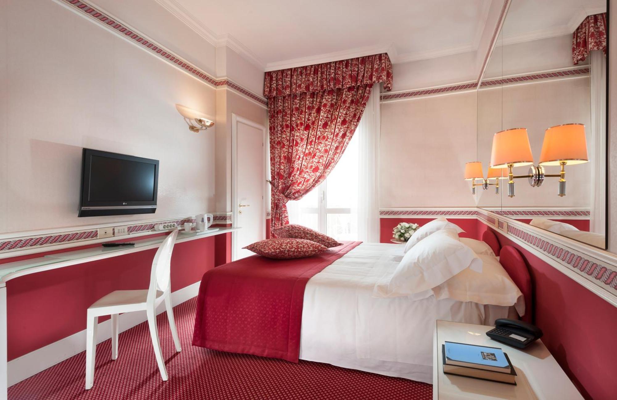 Classic Double or Twin Room with Balcony,1209443392:JPEG